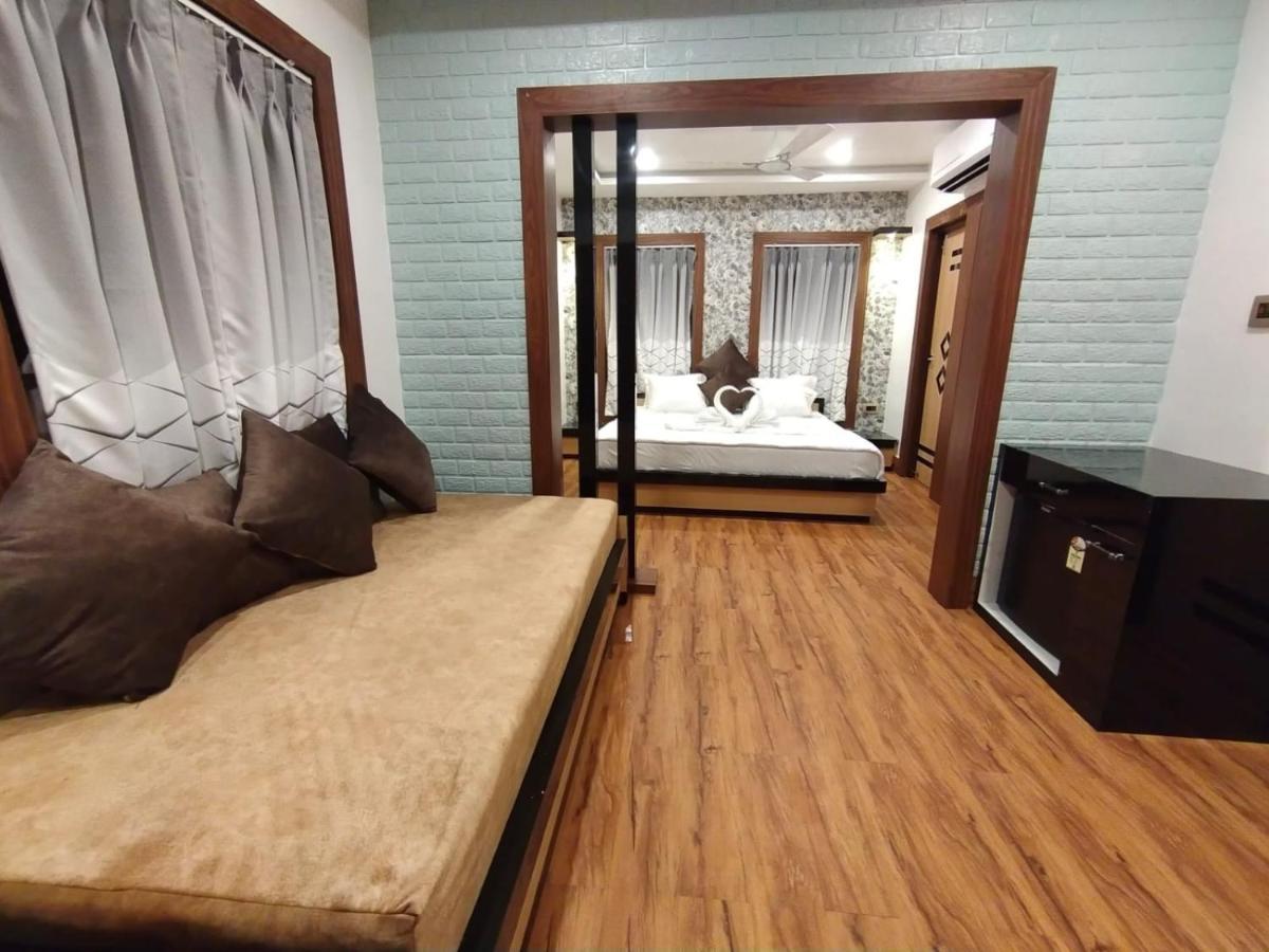 فندق Charulata Residency بولبور المظهر الخارجي الصورة